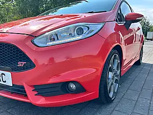 Used 2016 Ford Fiesta ST-3 Orange - Interior and Exterior details 9