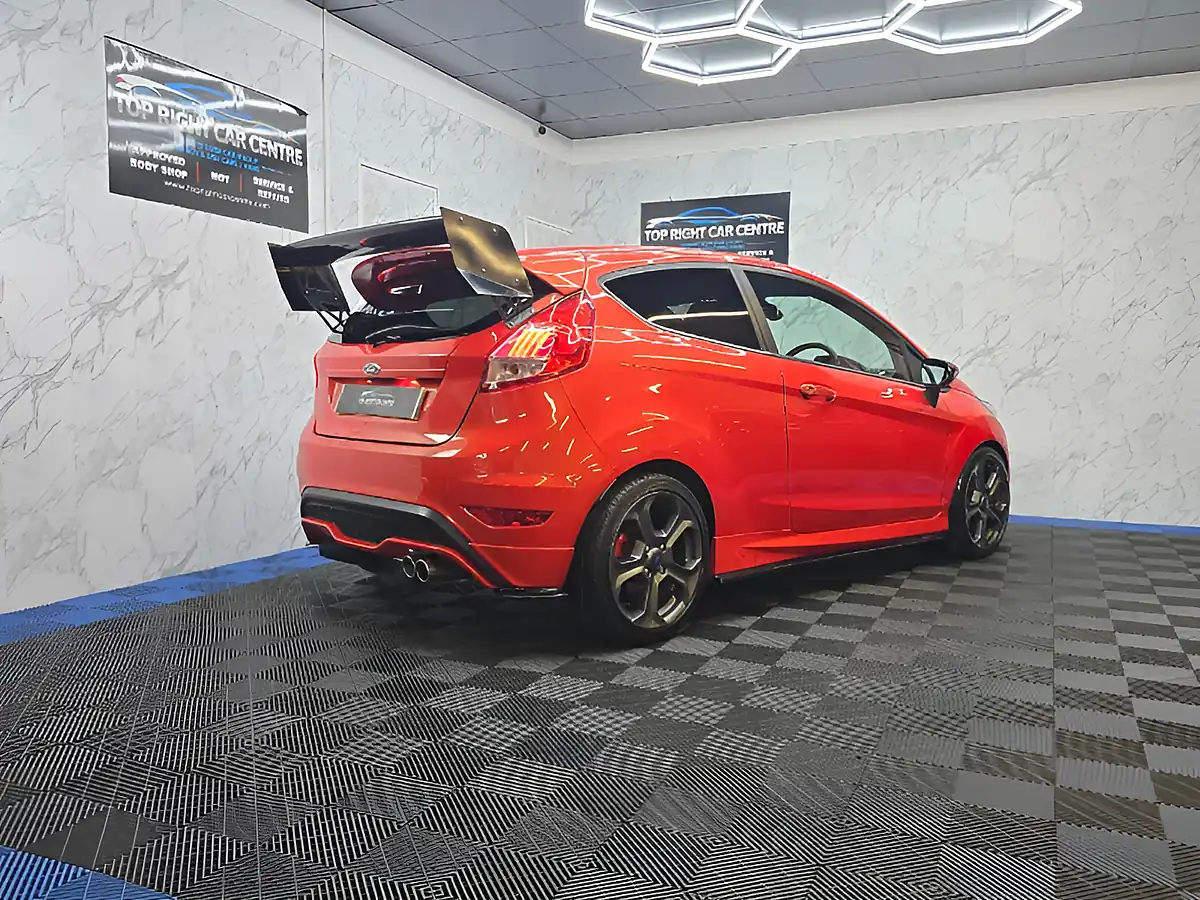 Used 2016 Ford Fiesta ST-3 Orange - Interior and Exterior details 12