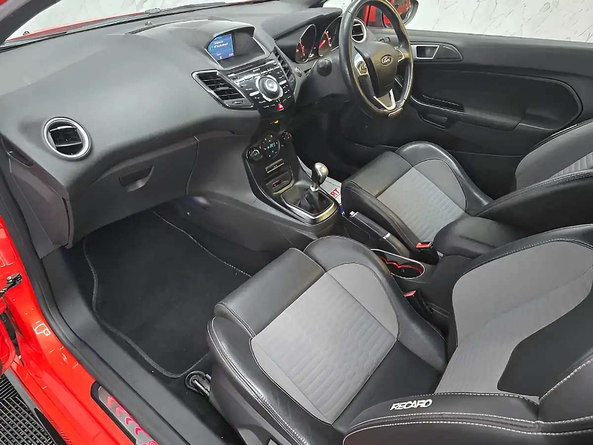 Used 2016 Ford Fiesta ST-3 Orange - Interior and Exterior details 15