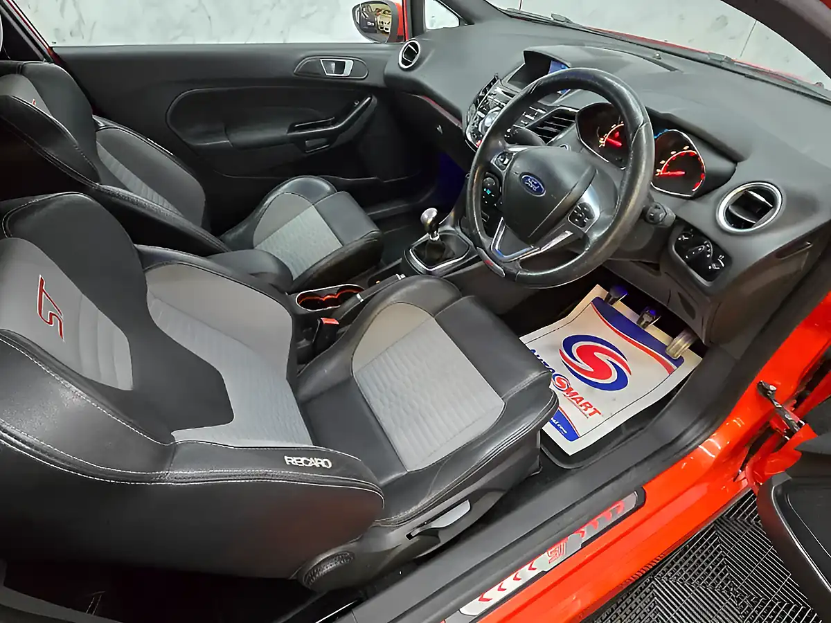 Used 2016 Ford Fiesta ST-3 Orange - Interior and Exterior details 16