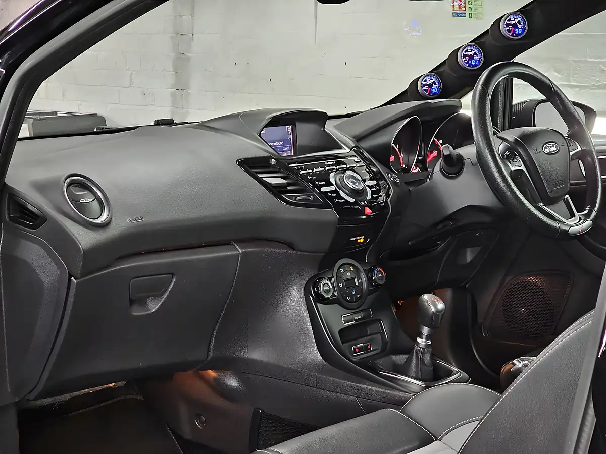Used 2016 Ford Fiesta ST-3 Panther Black - Interior and Exterior details 12