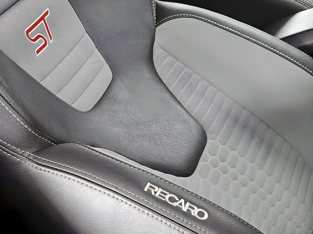 Used 2016 Ford Fiesta ST-3 Panther Black - Interior and Exterior details 13
