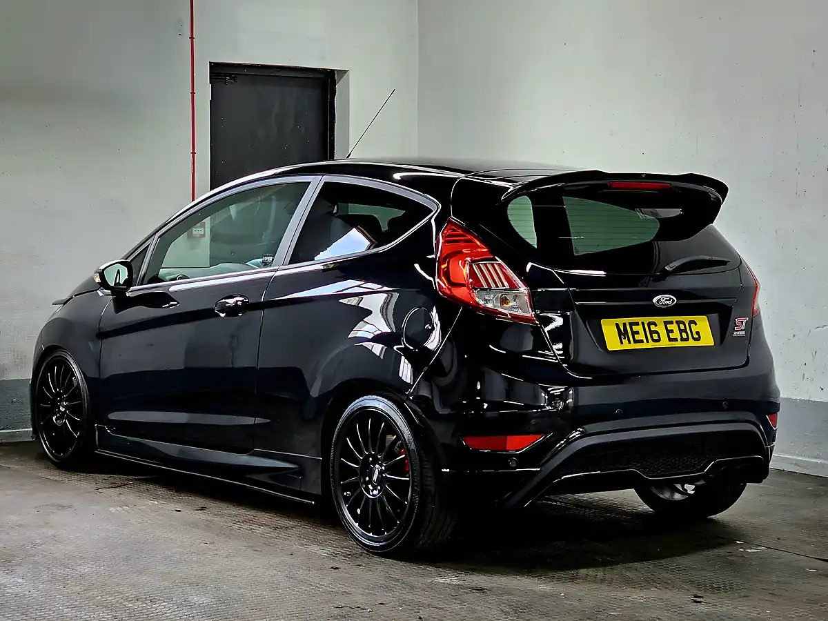 Used 2016 Ford Fiesta ST-3 Panther Black - Interior and Exterior details 8
