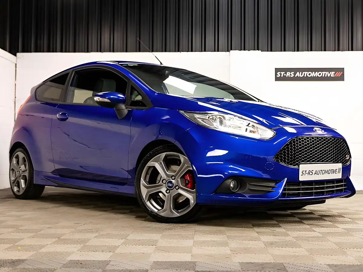 Used 2016 Ford Fiesta ST-3 Spirit Blue - Front View