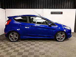 Used 2016 Ford Fiesta ST-3 Spirit Blue - Interior and Exterior details 10
