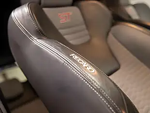 Used 2016 Ford Fiesta ST-3 Spirit Blue - Interior and Exterior details 20