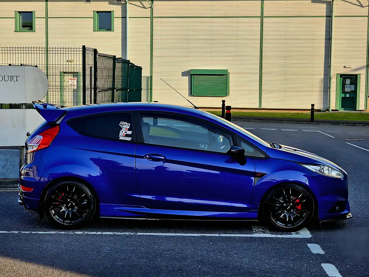 Used 2016 Ford Fiesta ST-3 Spirit Blue - Interior and Exterior details 5