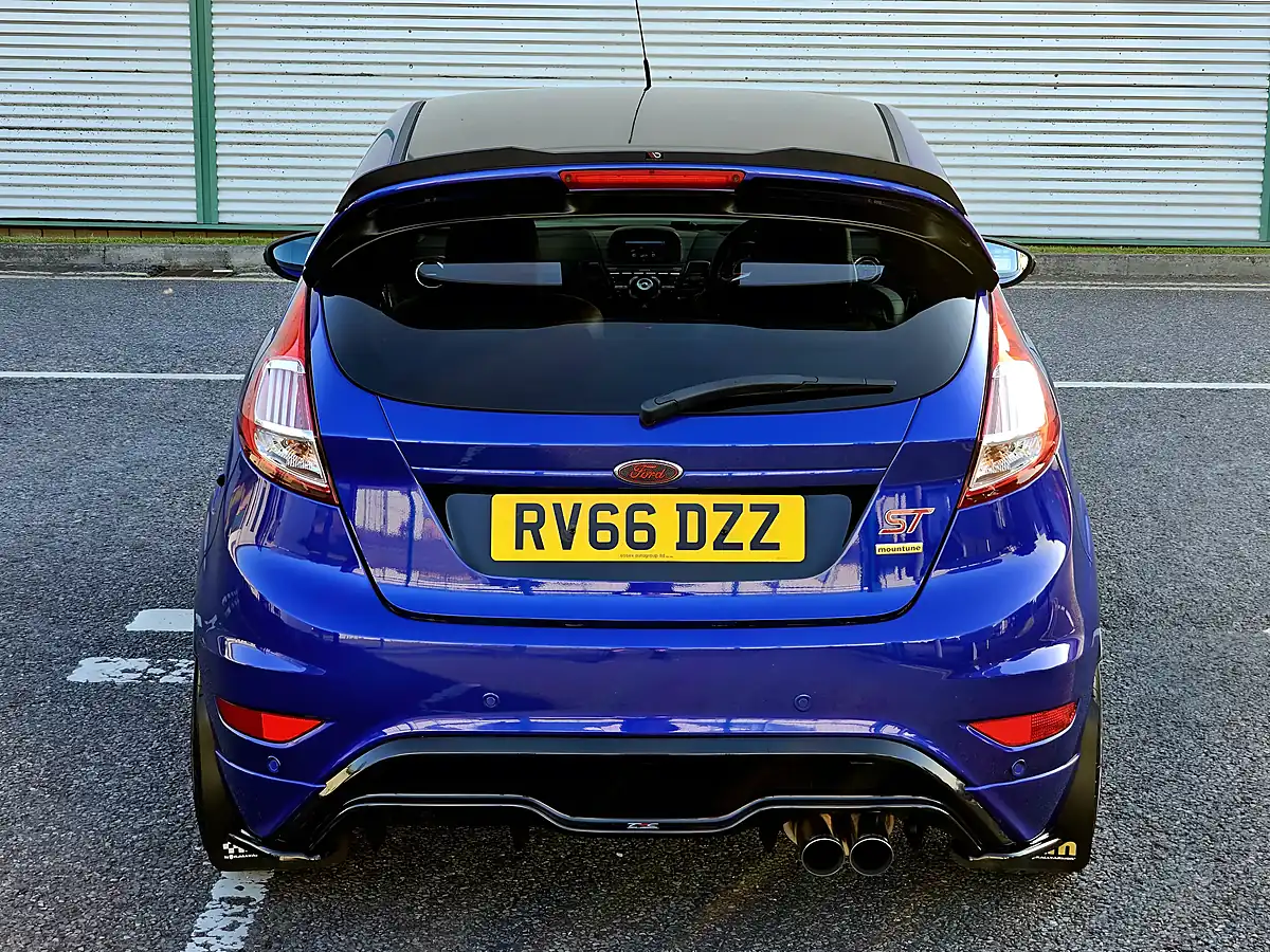 Used 2016 Ford Fiesta ST-3 Spirit Blue - Interior and Exterior details 8