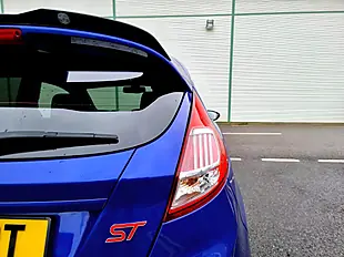 Used 2016 Ford Fiesta ST-3 Spirit Blue - Interior and Exterior details 11