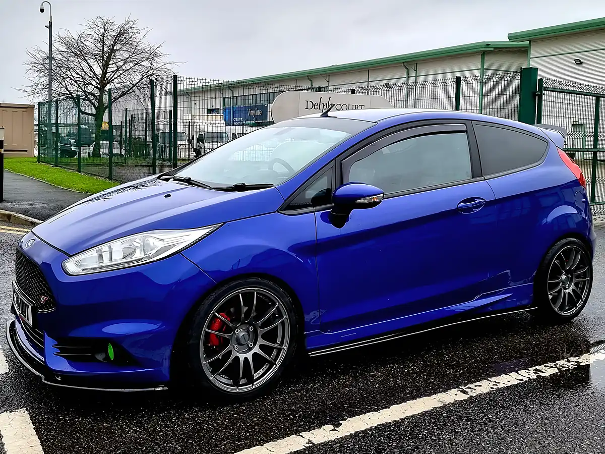 Used 2016 Ford Fiesta ST-3 Spirit Blue - Interior and Exterior details 20