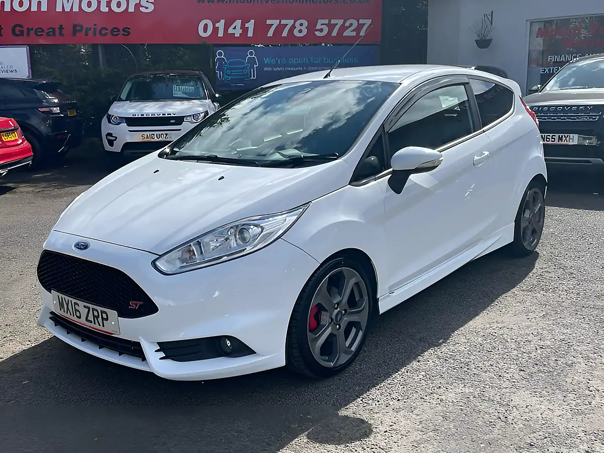Used 2016 Ford Fiesta ST-3 White - Interior and Exterior details 4