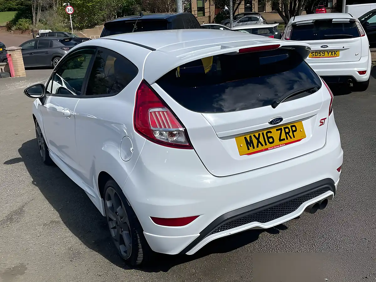 Used 2016 Ford Fiesta ST-3 White - Interior and Exterior details 6