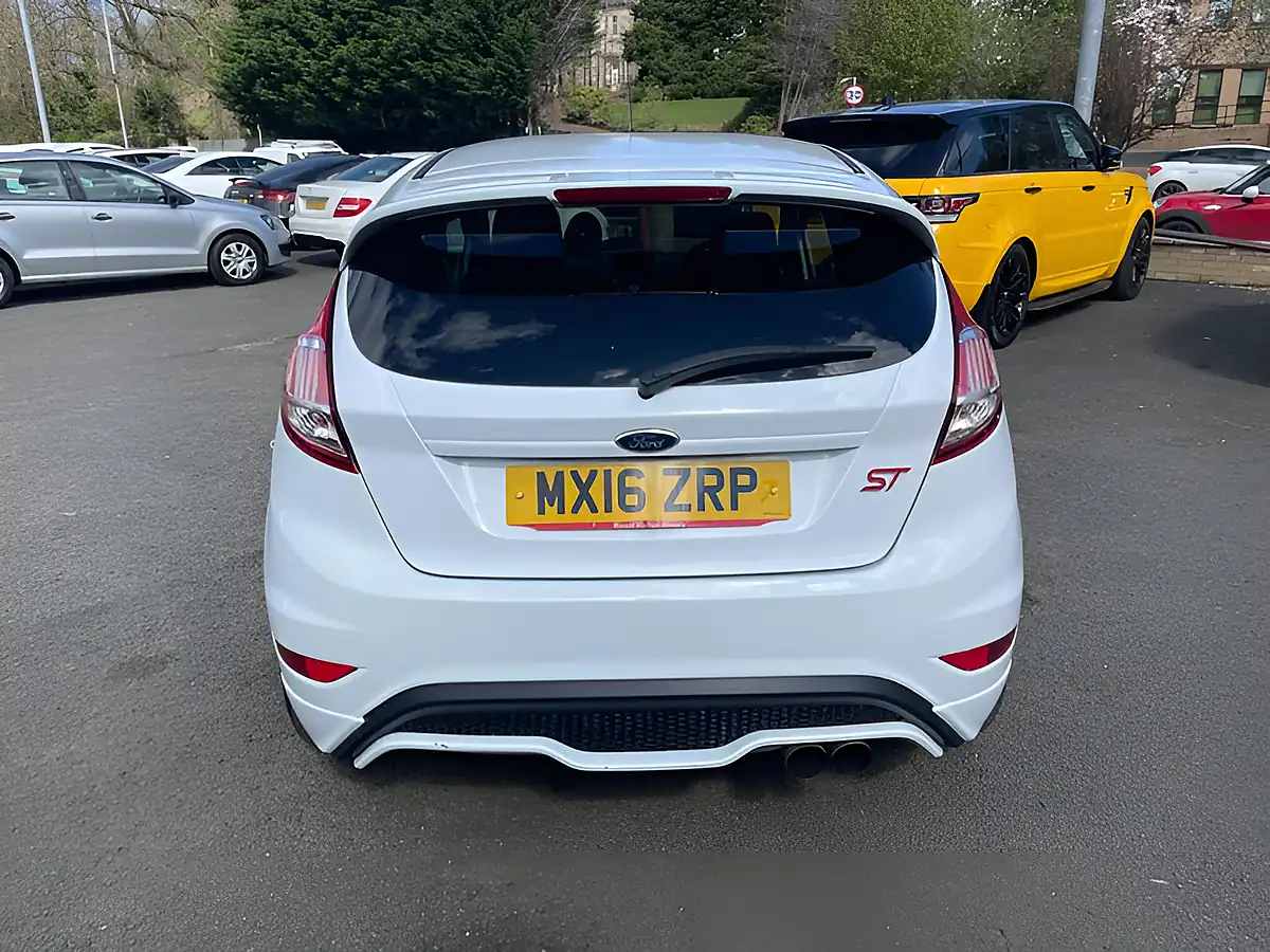 Used 2016 Ford Fiesta ST-3 White - Interior and Exterior details 7