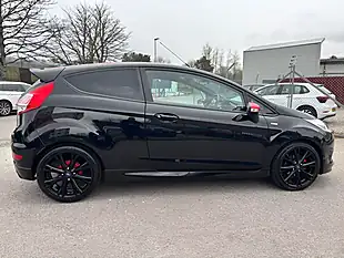 Used 2016 Ford Fiesta ST-Line Black - Interior and Exterior details 11