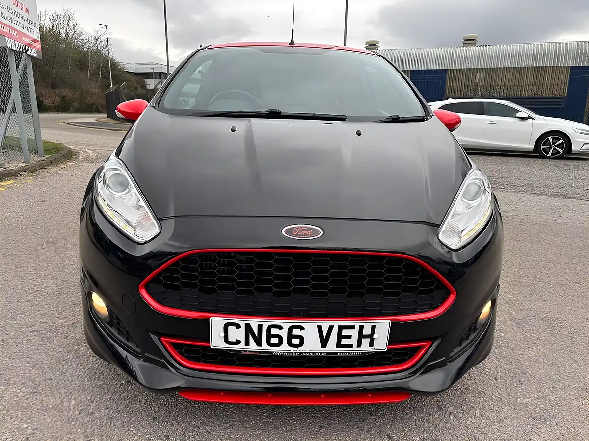 Used 2016 Ford Fiesta ST-Line Black - Interior and Exterior details 12
