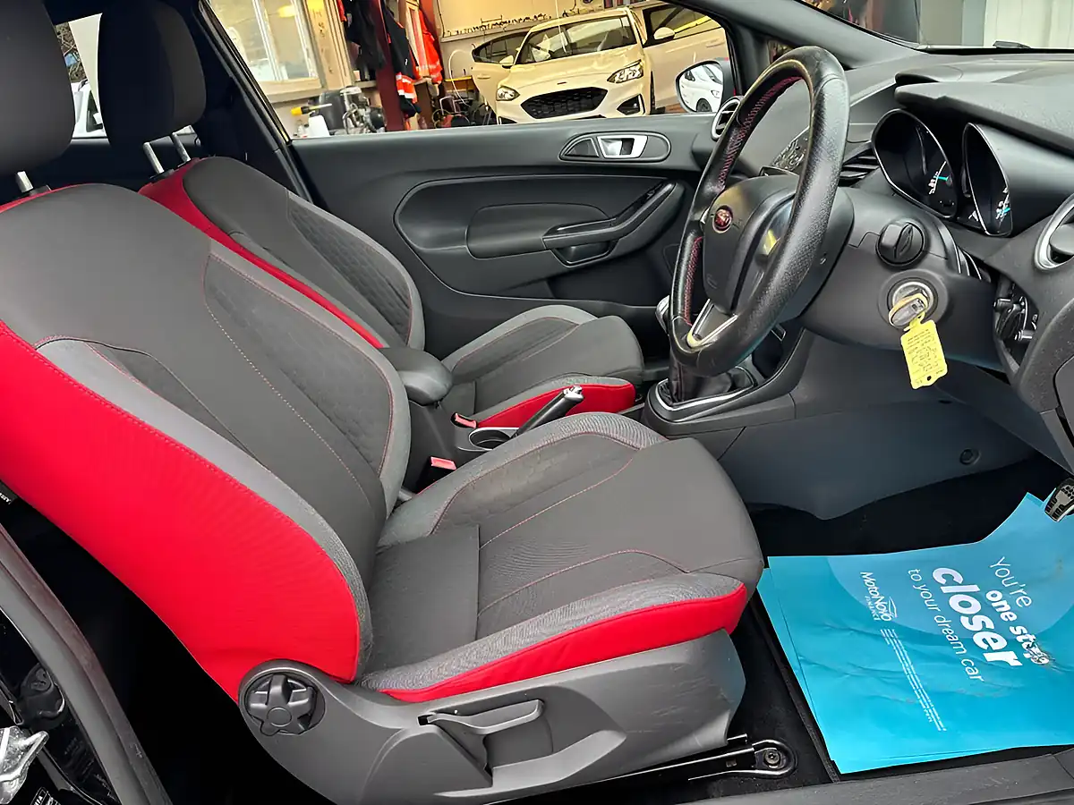 Used 2016 Ford Fiesta ST-Line Black - Interior and Exterior details 3
