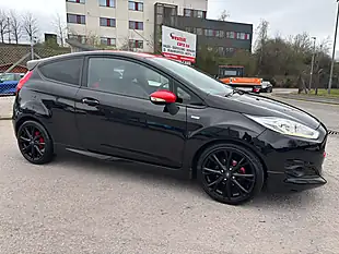 Used 2016 Ford Fiesta ST-Line Black - Interior and Exterior details 6