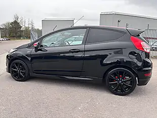 Used 2016 Ford Fiesta ST-Line Black - Interior and Exterior details 8