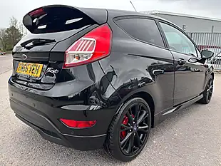 Used 2016 Ford Fiesta ST-Line Black - Interior and Exterior details 9