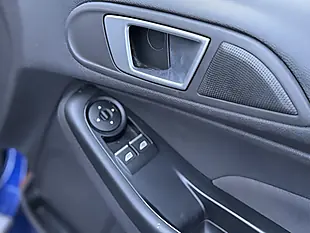 Used 2016 Ford Fiesta ST-Line Blue - Interior and Exterior details 11