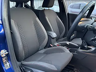 Used 2016 Ford Fiesta ST-Line Blue - Interior and Exterior details 17