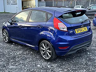 Used 2016 Ford Fiesta ST-Line Blue - Interior and Exterior details 5