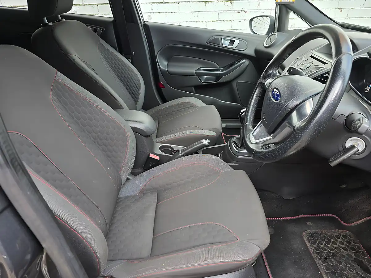Used 2016 Ford Fiesta ST-Line Grey - Interior and Exterior details 13