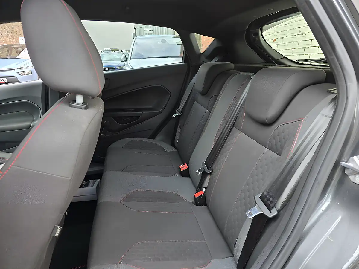 Used 2016 Ford Fiesta ST-Line Grey - Interior and Exterior details 14