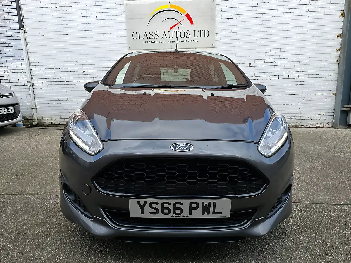 Used 2016 Ford Fiesta ST-Line Grey - Interior and Exterior details 3