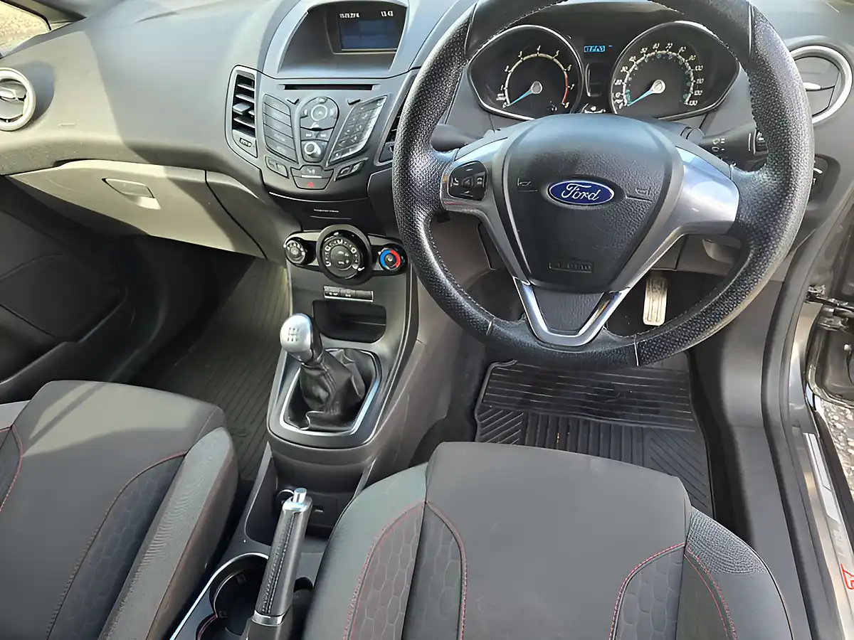 Used 2016 Ford Fiesta ST-Line Grey - Interior and Exterior details 13