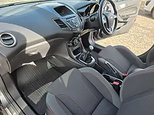 Used 2016 Ford Fiesta ST-Line Grey - Interior and Exterior details 15