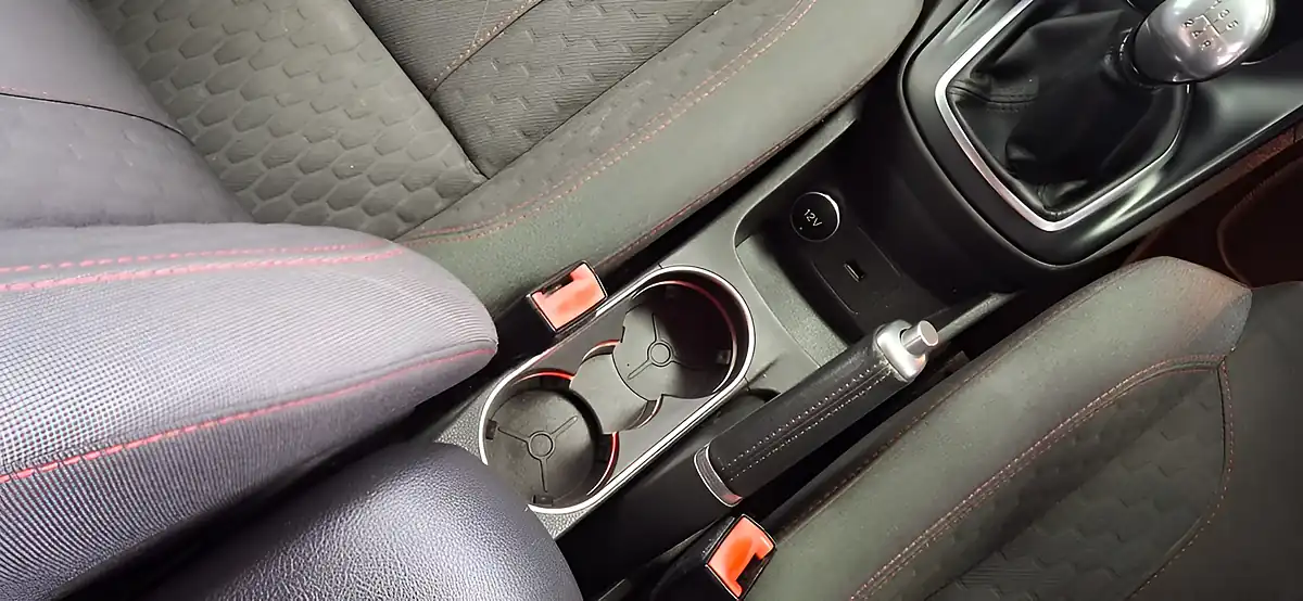Used 2016 Ford Fiesta ST-Line Grey - Interior and Exterior details 16