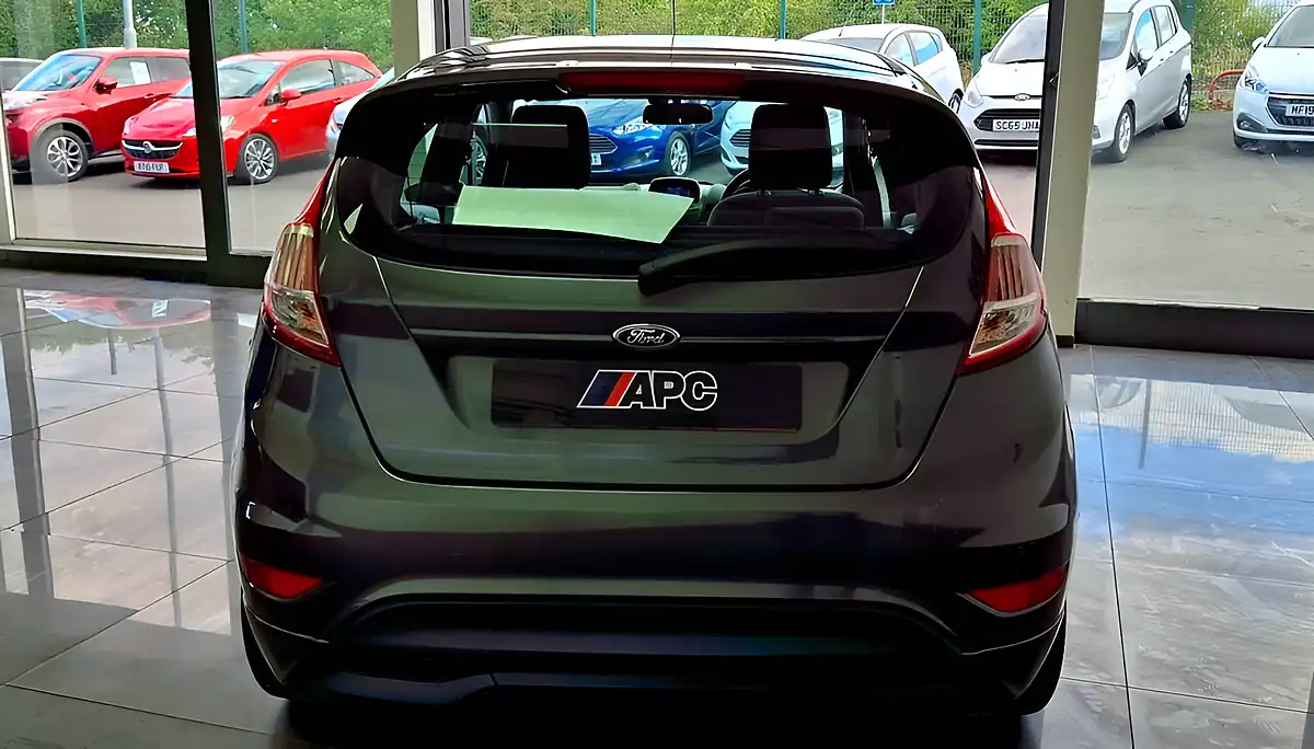 Used 2016 Ford Fiesta ST-Line Grey - Interior and Exterior details 5