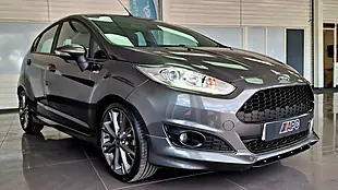 Used 2016 Ford Fiesta ST-Line Grey - Interior and Exterior details 8