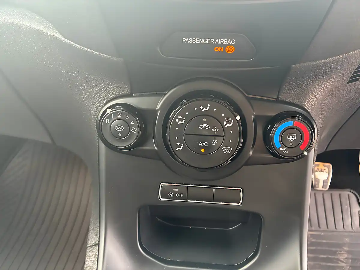 Used 2016 Ford Fiesta ST-Line Red - Interior and Exterior details 11