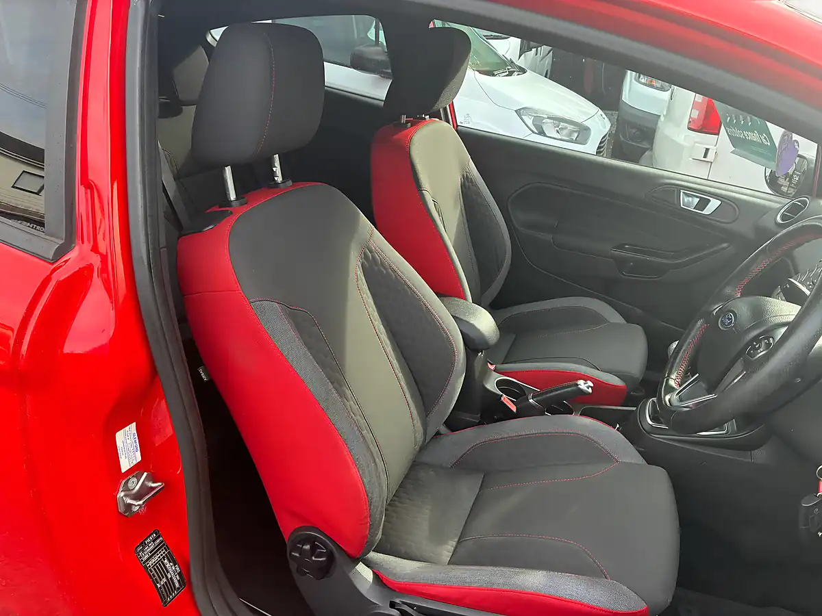 Used 2016 Ford Fiesta ST-Line Red - Interior and Exterior details 13