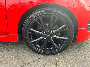 Used 2016 Ford Fiesta ST-Line Red - Interior and Exterior details 16