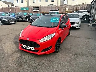 Used 2016 Ford Fiesta ST-Line Red - Interior and Exterior details 7