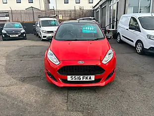 Used 2016 Ford Fiesta ST-Line Red - Interior and Exterior details 8