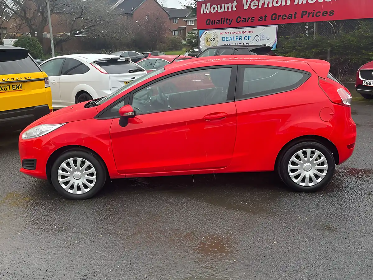 Used 2016 Ford Fiesta Style Red - Interior and Exterior details 5