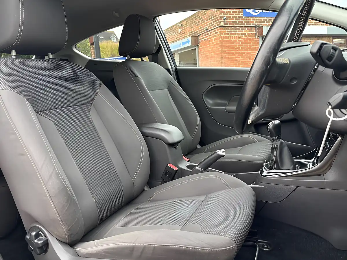 Used 2016 Ford Fiesta Titanium Black - Interior and Exterior details 12