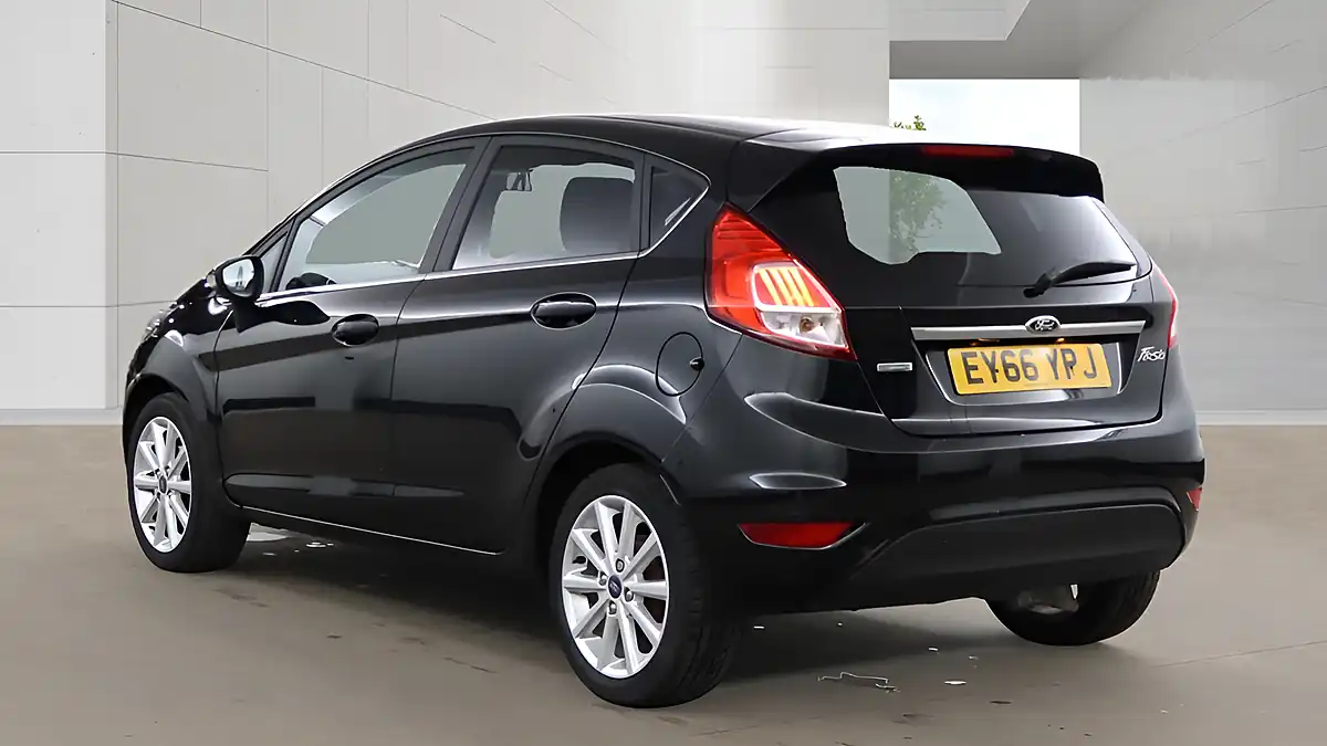 Used 2016 Ford Fiesta Titanium Black - Interior and Exterior details 3