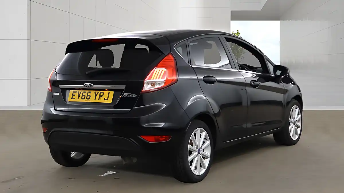 Used 2016 Ford Fiesta Titanium Black - Interior and Exterior details 4