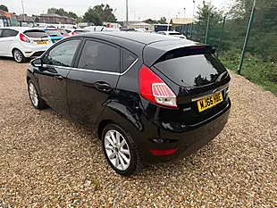 Used 2016 Ford Fiesta Titanium Black - Interior and Exterior details 15