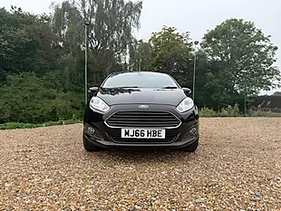 Used 2016 Ford Fiesta Titanium Black - Interior and Exterior details 4