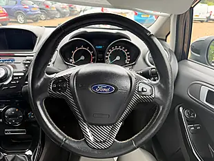 Used 2016 Ford Fiesta Titanium Black - Interior and Exterior details 9