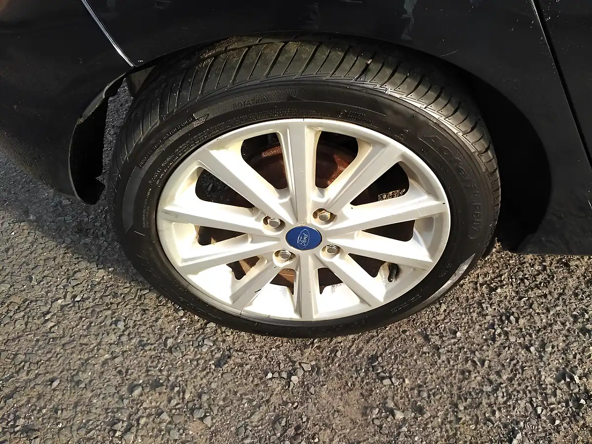 Used 2016 Ford Fiesta Titanium Black - Interior and Exterior details 11