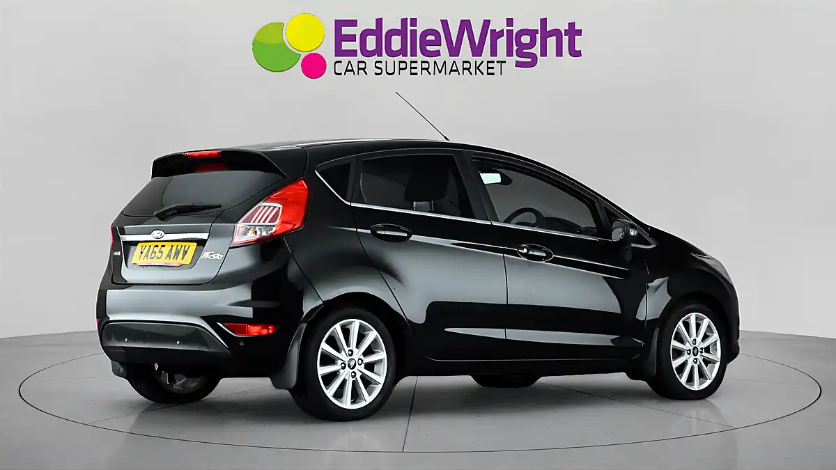 Used 2016 Ford Fiesta Titanium Black - Interior and Exterior details 7