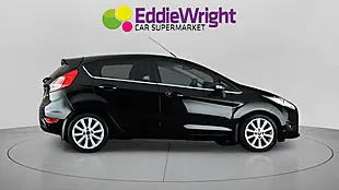 Used 2016 Ford Fiesta Titanium Black - Interior and Exterior details 8