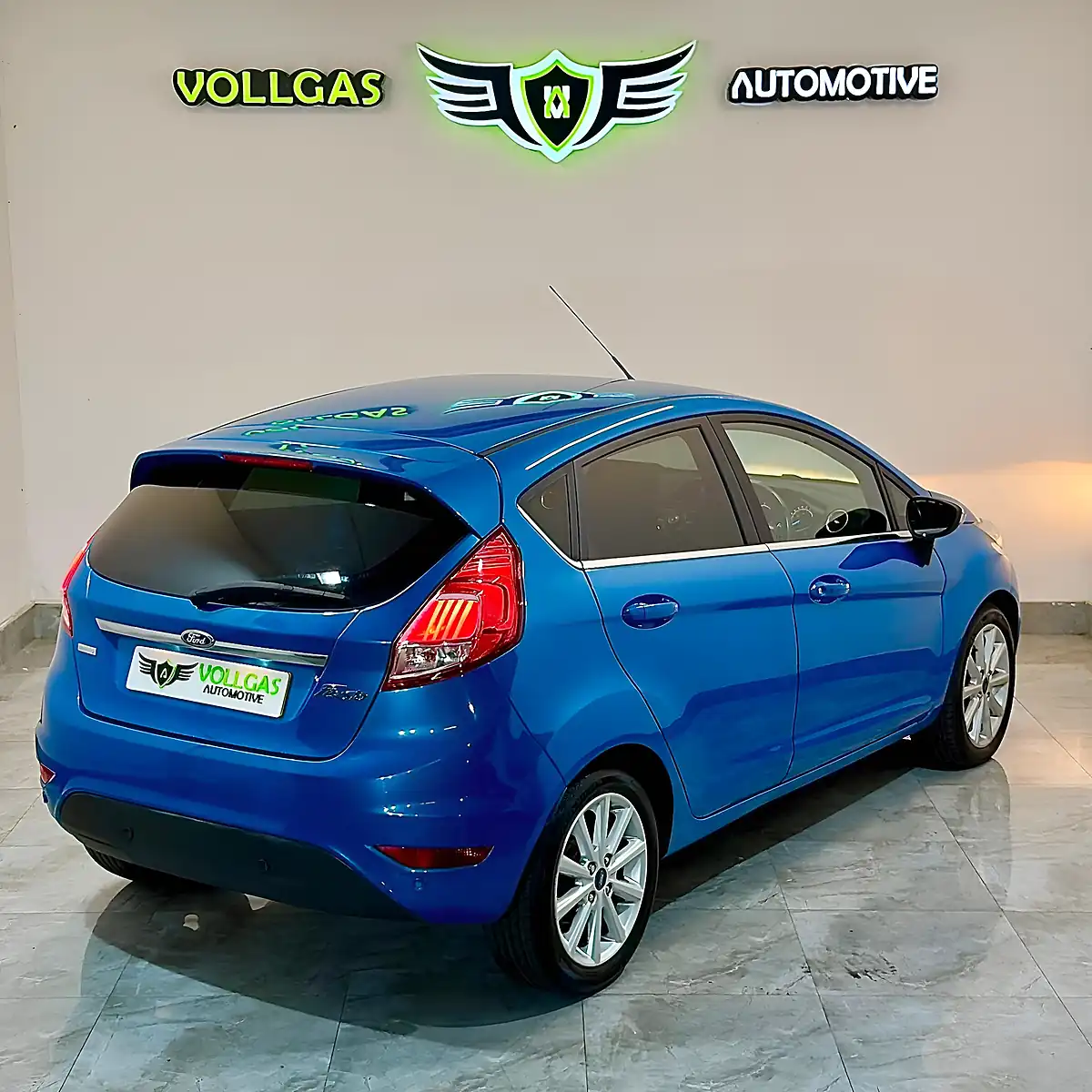 Used 2016 Ford Fiesta Titanium Blue - Interior and Exterior details 6
